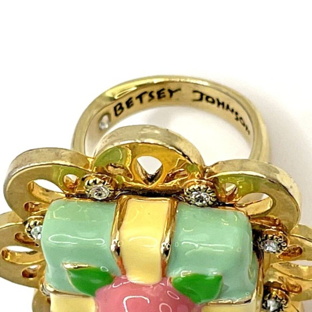🎂✨ RARE Vintage Betsey Johnson Tea Party Cake Ring – Statement Glam! ✨🎂 - Picture 2 of 9